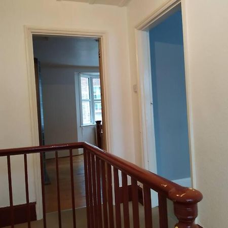 Spacious 2 Bed Maisonette Near Town, That Sleeps 6 Брайтонн Экстерьер фото